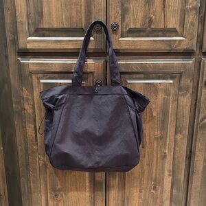 Mint Lululemon Black Carry All Bag Carry on Weekender Tote 85!